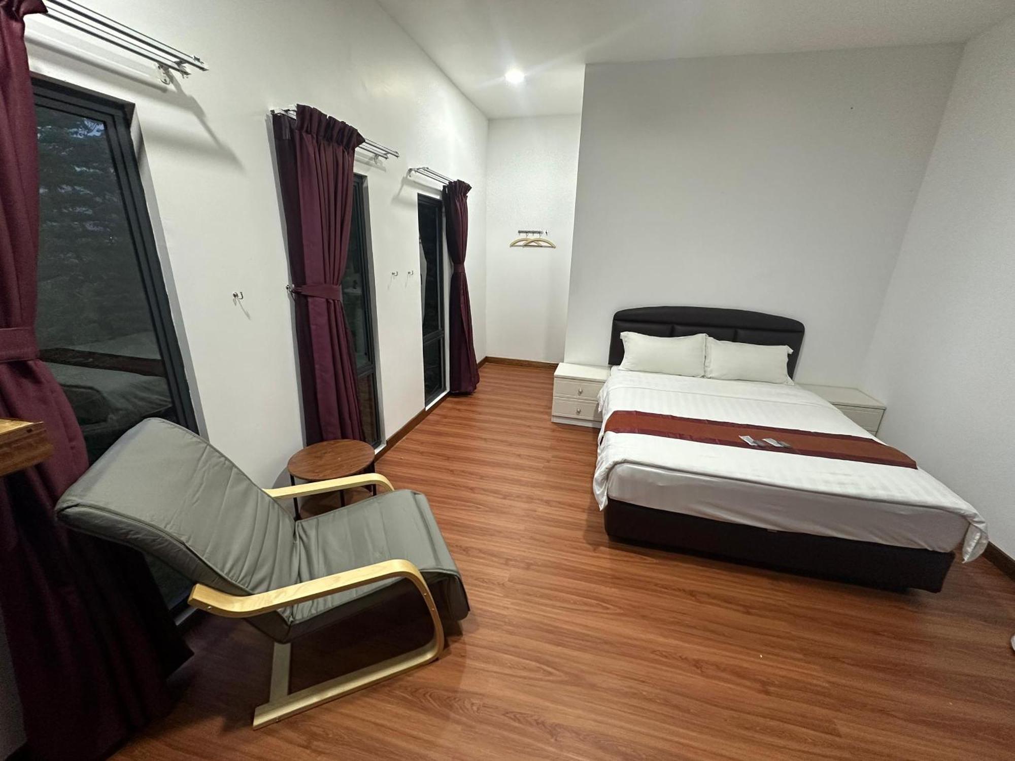 Ayana Holiday Resort Kampong Kundassan Habitación foto